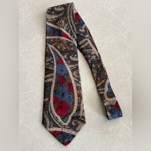 Oleg Cassini Paisley Tie Red and Blue Floral Accents Made in USA Classic Floral